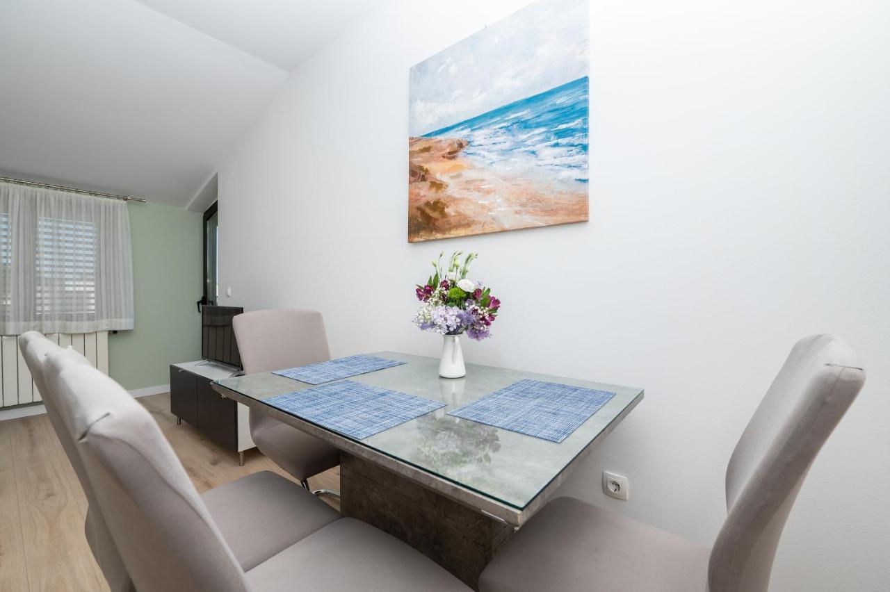 Apartman Marin Makarska Bagian luar foto
